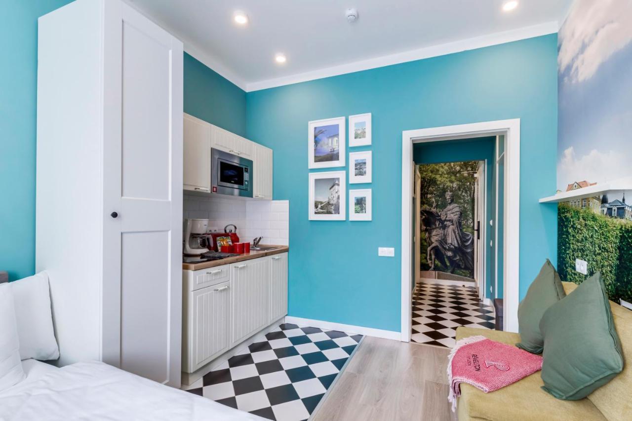 Modern studio for 2,1271646706:JPEG